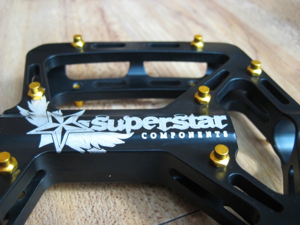 superstar flat pedals