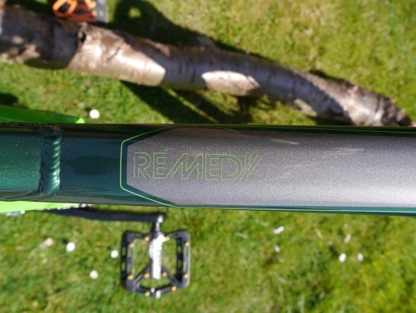 Trek Remedy 9 2013 logo