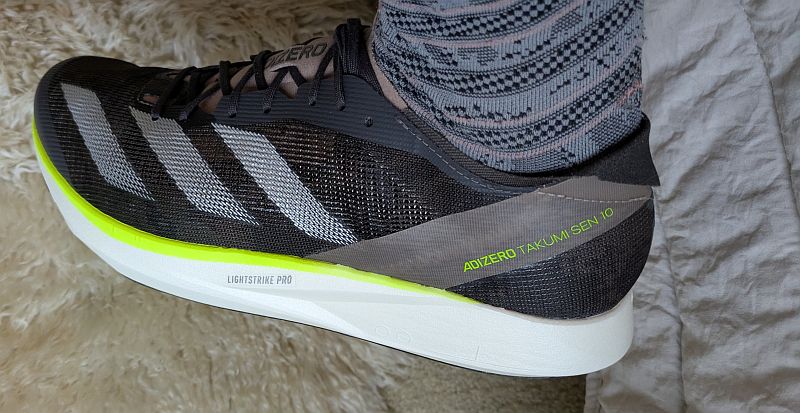adidas adizero takumi sen 10 upper